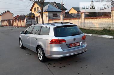 Універсал Volkswagen Passat 2011 в 