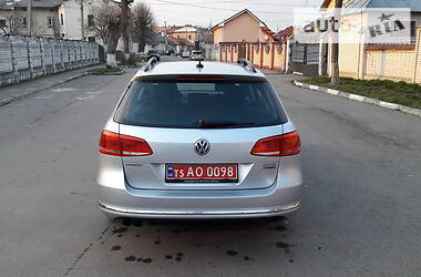 Універсал Volkswagen Passat 2011 в 