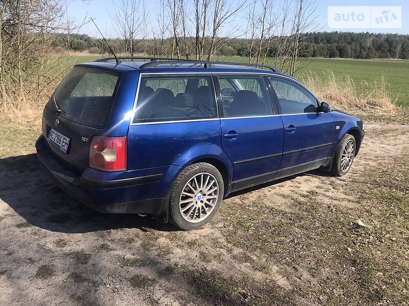 Універсал Volkswagen Passat 2001 в Луцьку