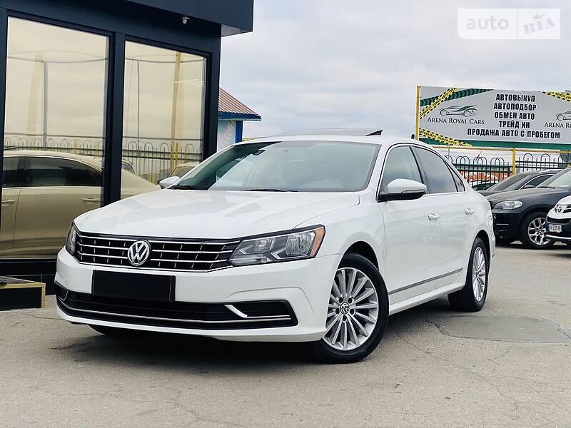Седан Volkswagen Passat 2017 в Харкові