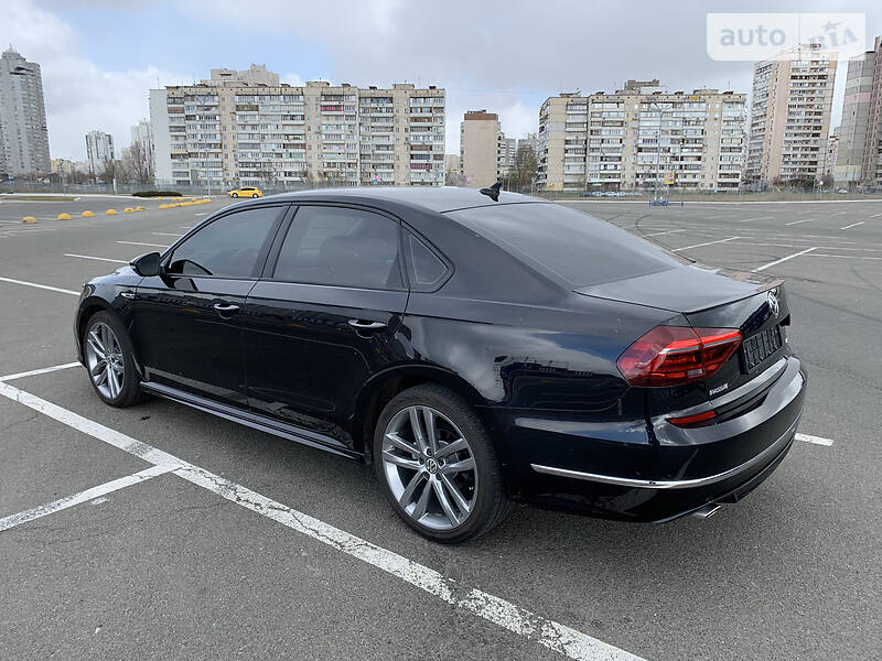 Седан Volkswagen Passat 2018 в Києві