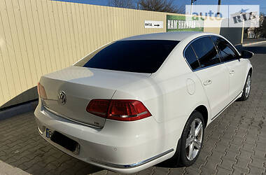 Седан Volkswagen Passat 2011 в 