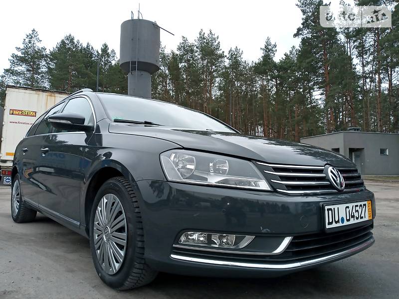 Універсал Volkswagen Passat 2012 в Бродах