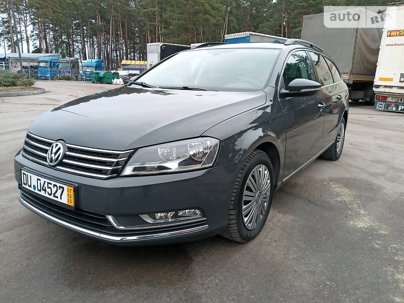 Універсал Volkswagen Passat 2012 в Бродах