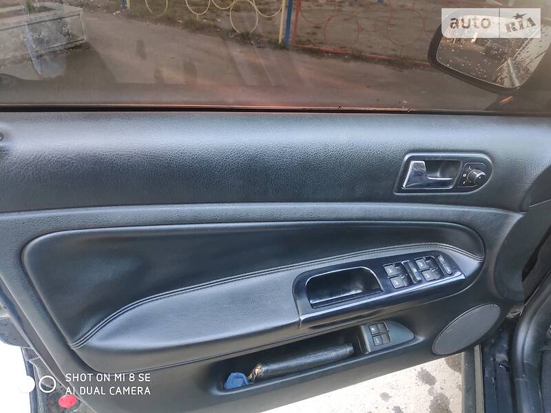 Універсал Volkswagen Passat 2002 в Долині