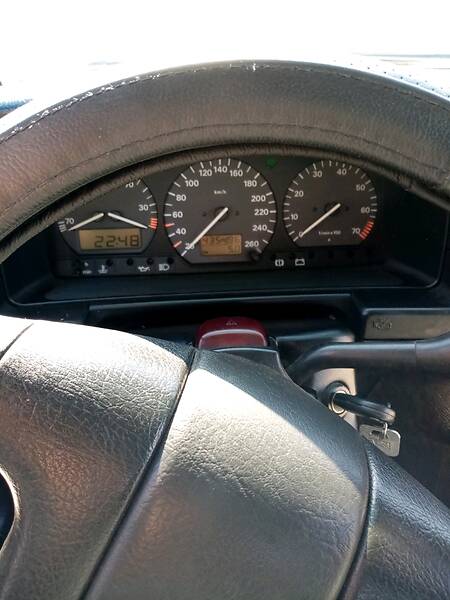 Седан Volkswagen Passat 1996 в Стрию