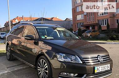 Універсал Volkswagen Passat 2013 в 
