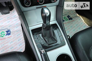 Седан Volkswagen Passat 2012 в 