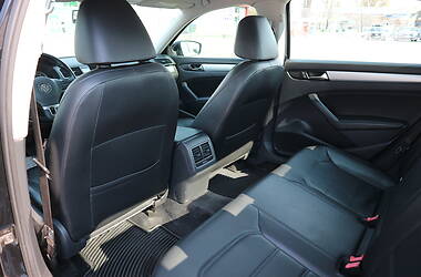 Седан Volkswagen Passat 2012 в 