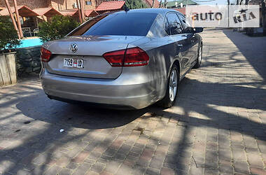 Седан Volkswagen Passat 2013 в 