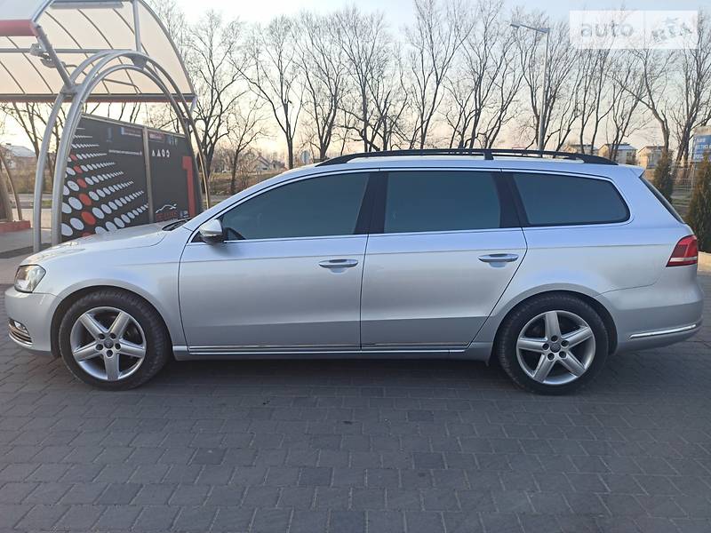 Універсал Volkswagen Passat 2013 в Самборі