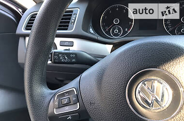 Седан Volkswagen Passat 2013 в 