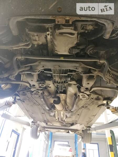 Універсал Volkswagen Passat 2002 в Броварах