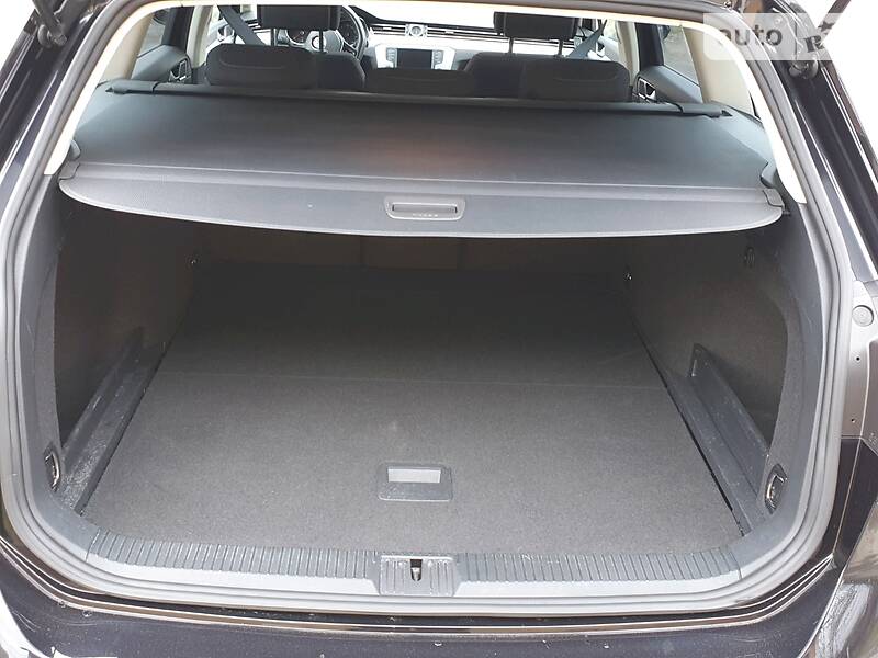 Універсал Volkswagen Passat 2015 в Вінниці