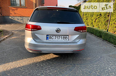 Універсал Volkswagen Passat 2015 в 