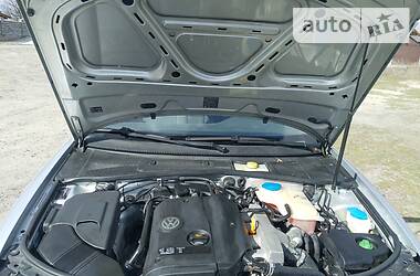 Універсал Volkswagen Passat 2004 в 