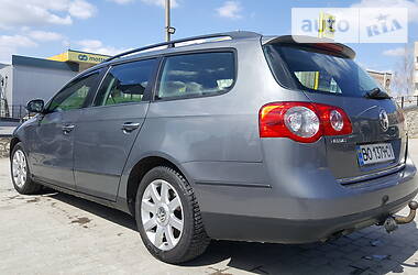 Універсал Volkswagen Passat 2006 в 