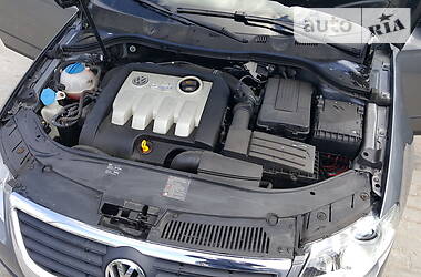 Універсал Volkswagen Passat 2006 в 