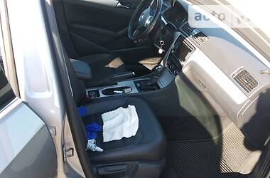 Седан Volkswagen Passat 2013 в 