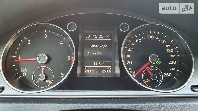 Універсал Volkswagen Passat 2013 в Львові