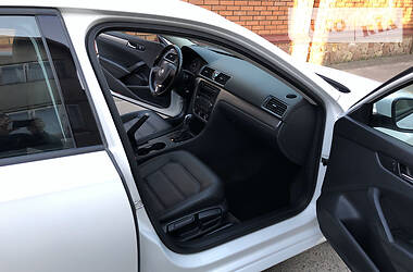 Седан Volkswagen Passat 2014 в 
