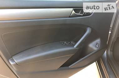 Седан Volkswagen Passat 2014 в 