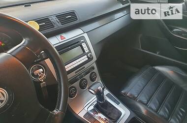 Універсал Volkswagen Passat 2006 в 