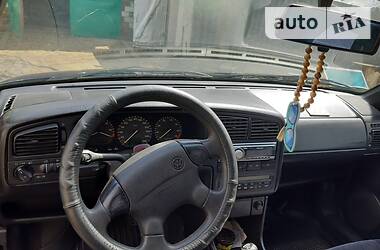 Універсал Volkswagen Passat 1995 в 
