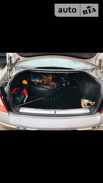 Седан Volkswagen Passat 2003 в Рівному