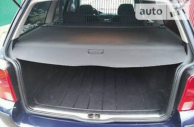 Універсал Volkswagen Passat 1999 в 