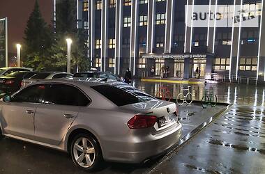 Седан Volkswagen Passat 2012 в 