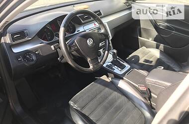 Седан Volkswagen Passat 2009 в 