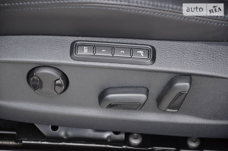 Універсал Volkswagen Passat 2015 в Луцьку