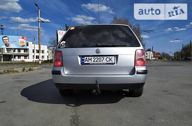 Універсал Volkswagen Passat 2005 в 