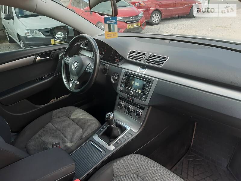 Універсал Volkswagen Passat 2014 в Кропивницькому