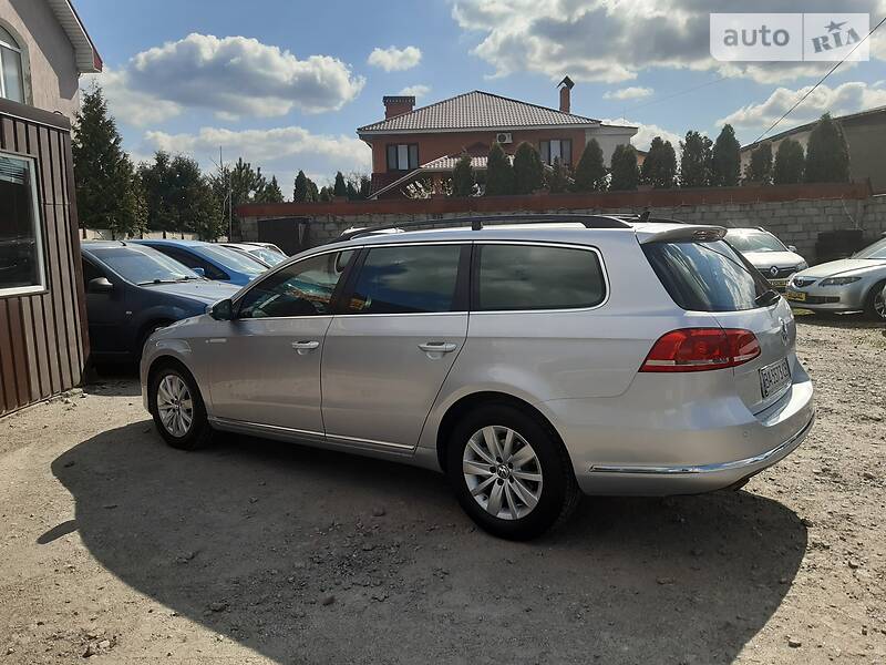 Універсал Volkswagen Passat 2014 в Кропивницькому