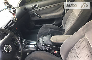 Седан Volkswagen Passat 1998 в 