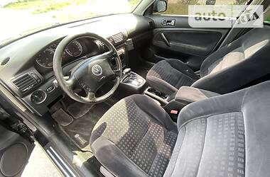 Універсал Volkswagen Passat 2003 в 