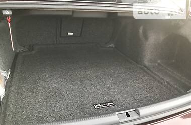 Седан Volkswagen Passat 2012 в 