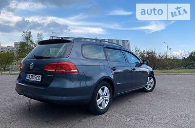 Універсал Volkswagen Passat 2012 в 