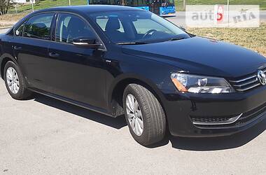 Седан Volkswagen Passat 2015 в 