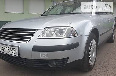 Універсал Volkswagen Passat 2000 в 