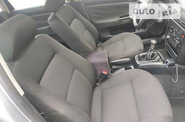 Універсал Volkswagen Passat 2000 в 
