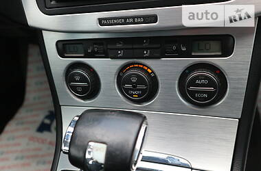 Седан Volkswagen Passat 2006 в 