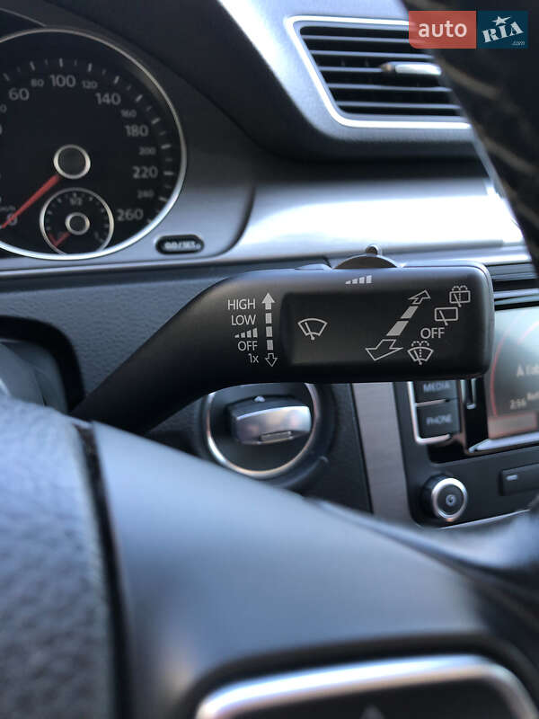 Универсал Volkswagen Passat 2014 в Стрые