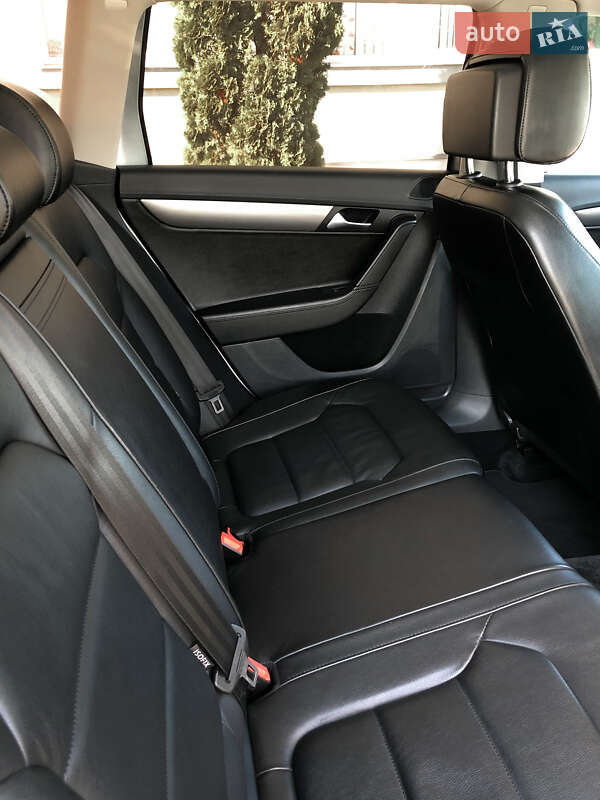 Универсал Volkswagen Passat 2014 в Стрые