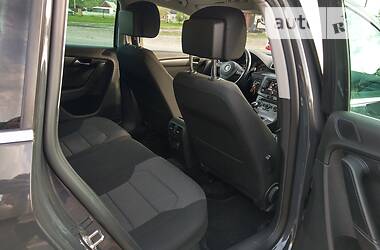 Універсал Volkswagen Passat 2013 в 