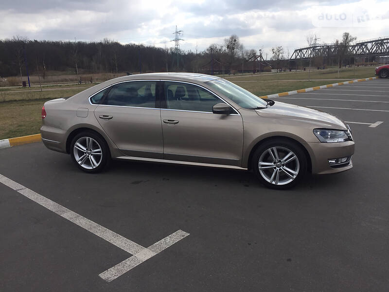 Седан Volkswagen Passat 2014 в 