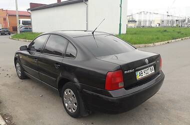 Седан Volkswagen Passat 2000 в 