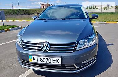 Седан Volkswagen Passat 2012 в 